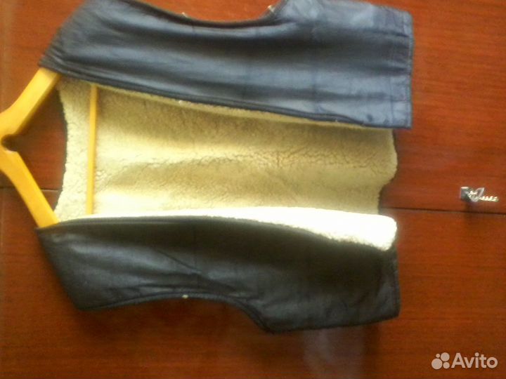 Безрукавка меховая