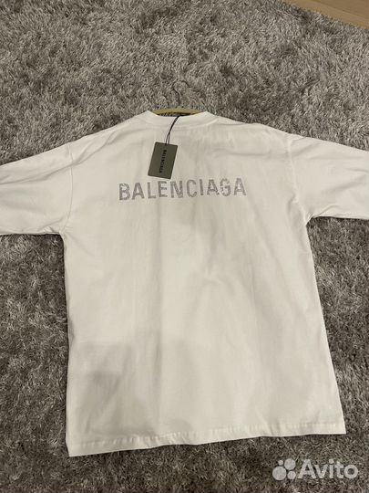 Футболка белая balenciaga камни