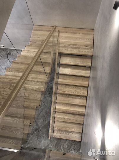 Монтажник интерьерных лестниц, столяр