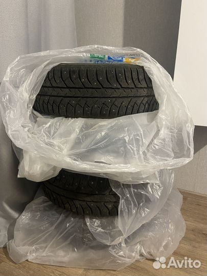 Bridgestone Ice Cruiser 7000 235/65 R17 108T