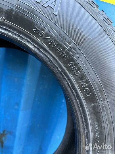 Yokohama Ice Guard IG50 215/65 R16 98Q