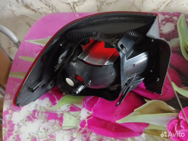 Фонарь задней правый