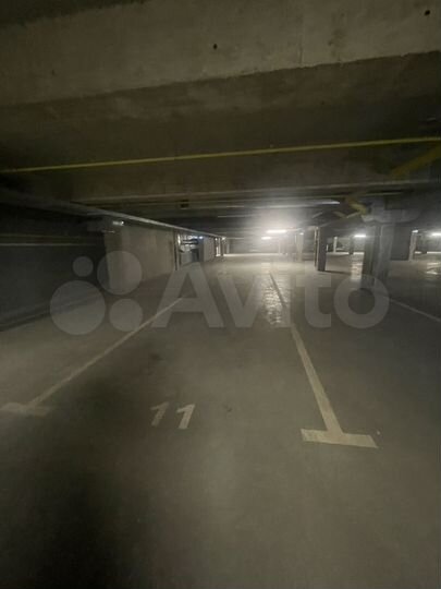 Машиноместо, 18 м²