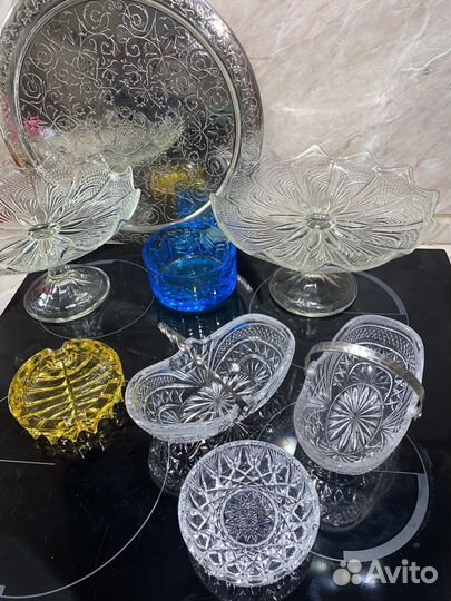 Конфетница, ваза для фруктов на ножке, орешница