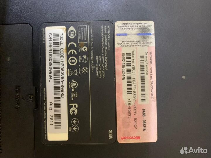 Ноутбук Samsung np300v5a по запчастям