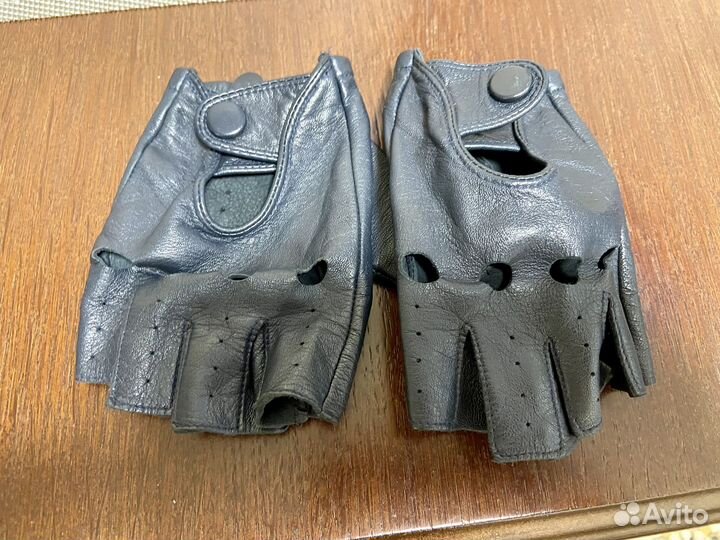 Перчатки женские кожаные без пальцев синие