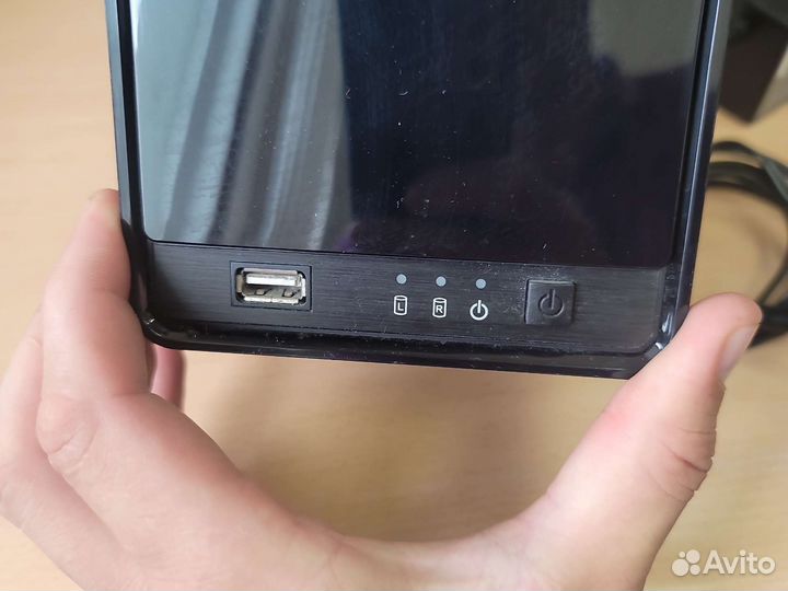 NAS Видеорегистратор D-link DNR-322L