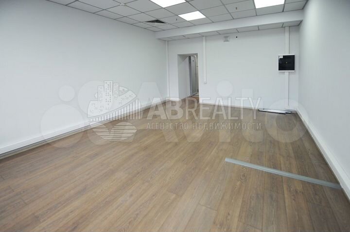 Офис 32.43 м² в бц класса А рядом с метро