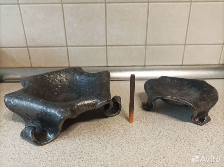 Пепельница кованая(большая, маленькая)