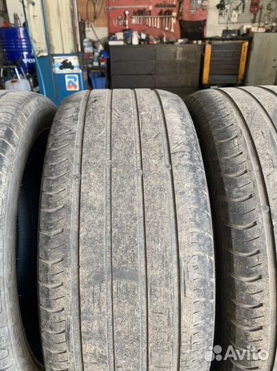 Comforser CF700 245/45 R18