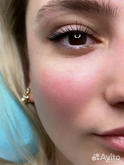 Наращивание ресниц места есть всегда