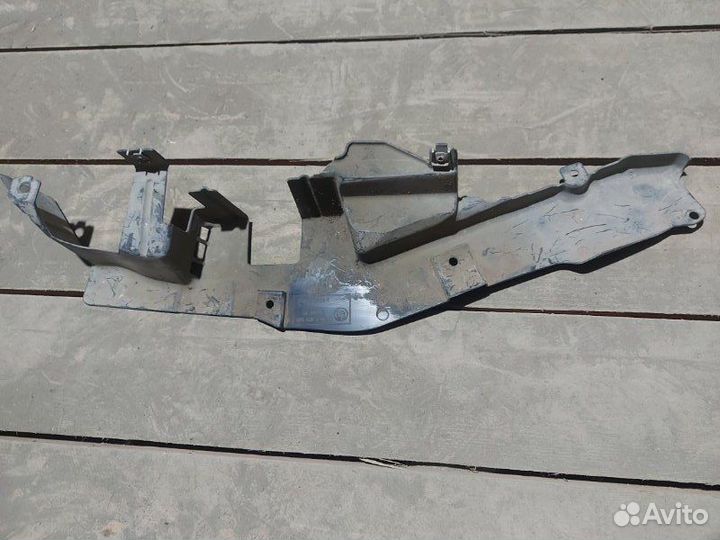 Пыльник Bmw X6 E71 2007-2013