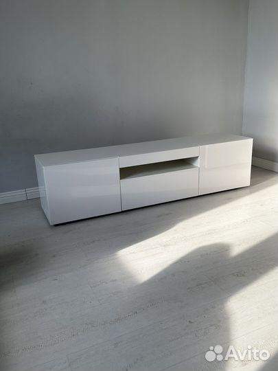Тумба под тв белая
