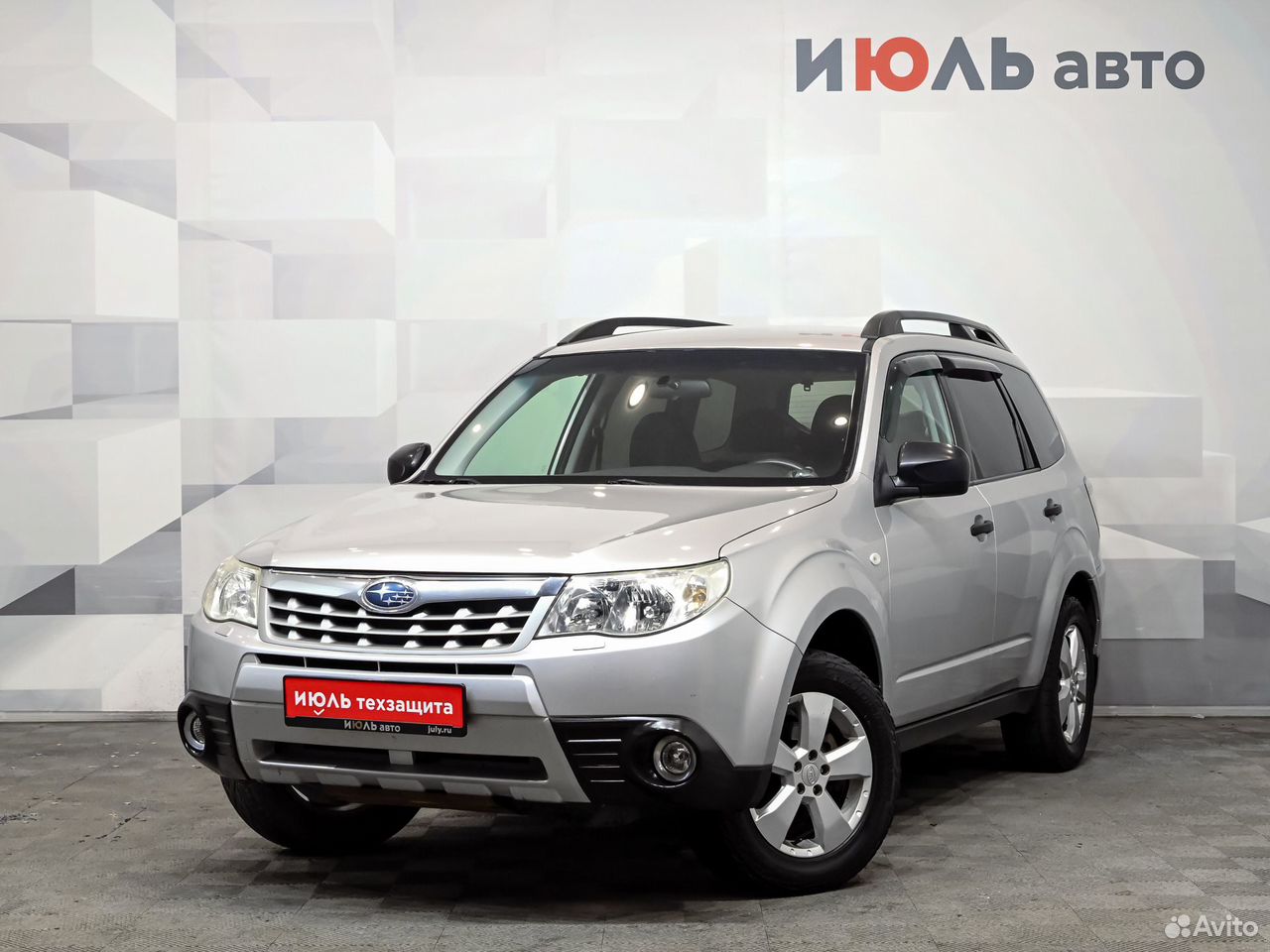 Subaru Forester 2.0 MT, 2011, 175 194 км