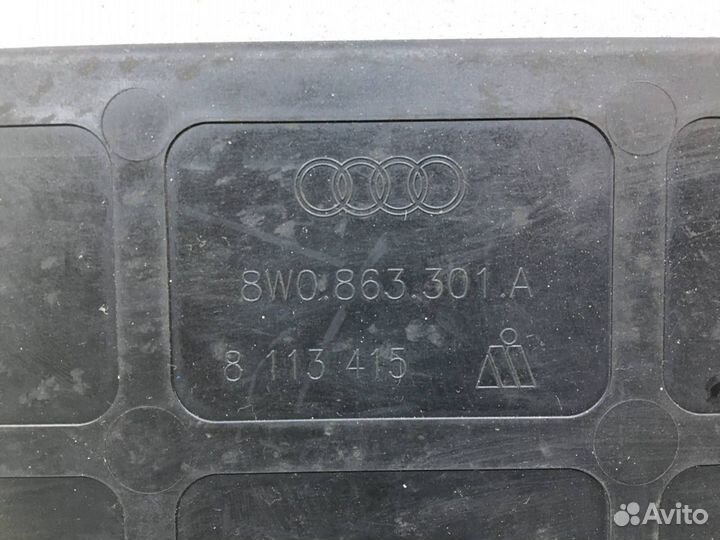 Б/У Коврик для вещевого отделения#001