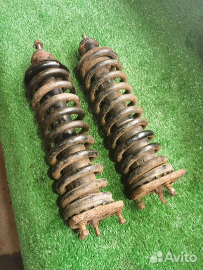 Стойка амортизатор задняя Mercedes w163 ml320