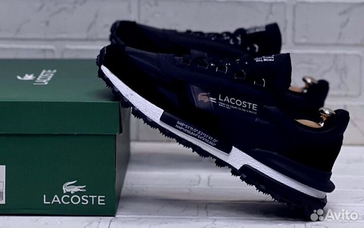 Кроссовки Lacoste комфортные