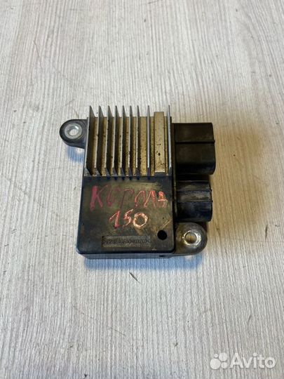 Блок управления вентилятором Toyota Corolla 180