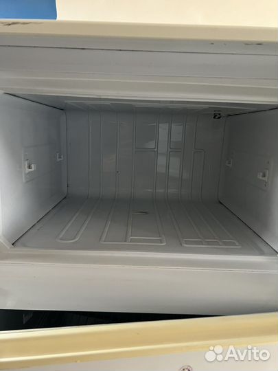 Холодильник атлант бу