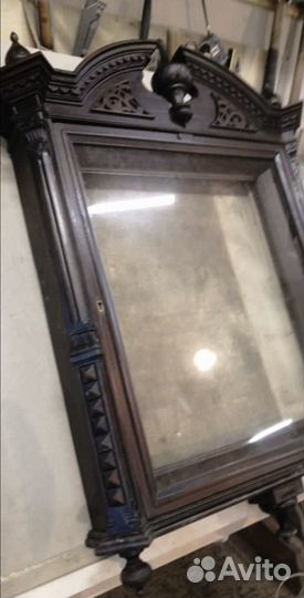 Огромный храмовый киот 19 век