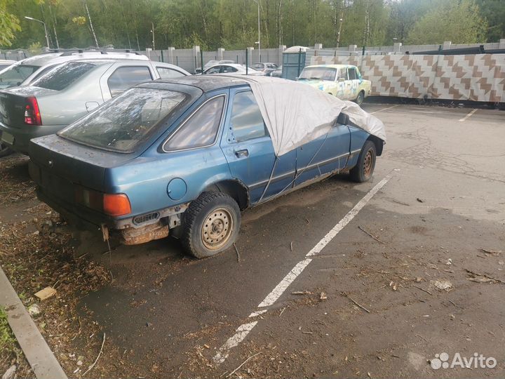 Ford Sierra 1.6 МТ, 1983, битый, 150 000 км