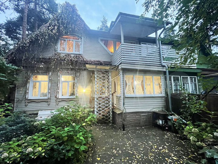 Коттедж 138 м² на участке 4,5 сот.