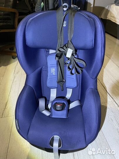 Britax Roemer Trifix2 i-Size (Moonlight Blue)