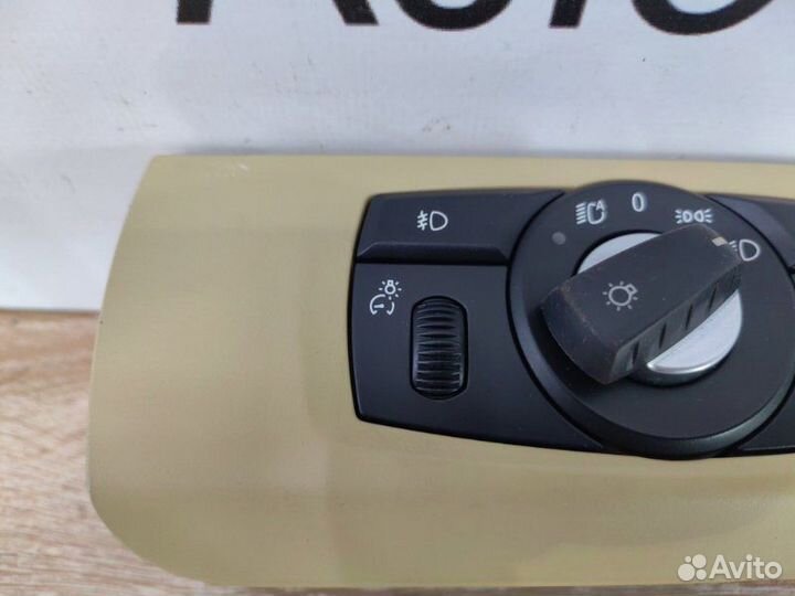 Блок включения фар Bmw X5 E70 N52B30 2007