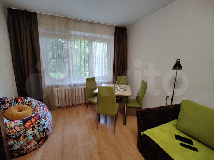 2-к. квартира, 45 м², 1/9 эт.