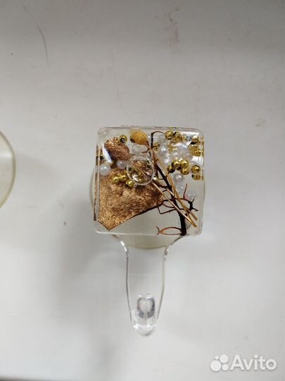 Крючок нам присоске