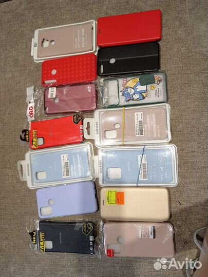 Чехлы на телефон