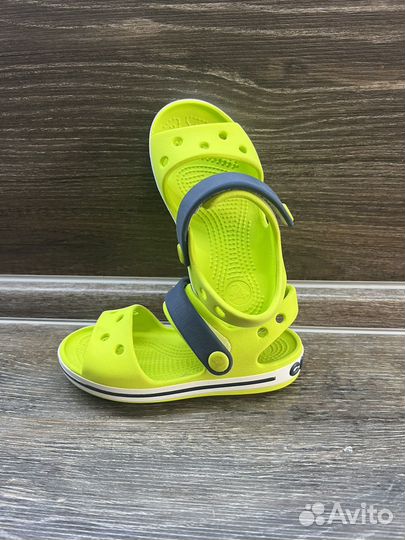 Сандалии crocs c9