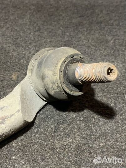 Наконечник рулевой правый Skoda Yeti 1.2 TSI cbzb