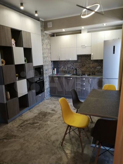 2-к. квартира, 50 м², 5/10 эт.