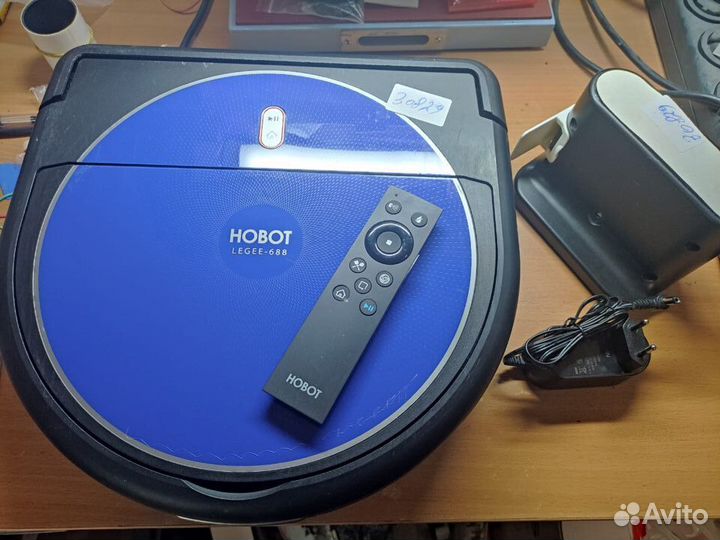 Моющий робот пылесос Hobot Legee 688