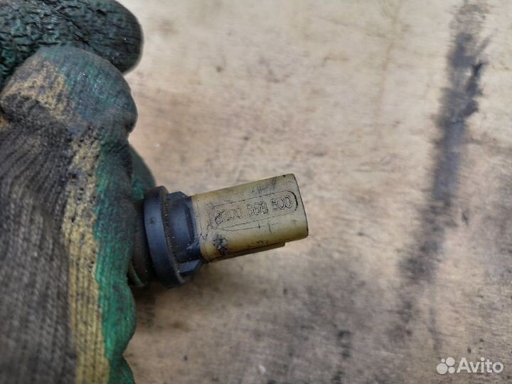 Датчик коленвала M1D M9R Renault Nissan