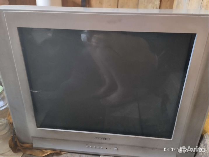 Телевизор б/у