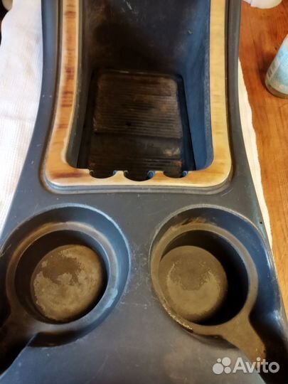 Передняя консоль под стаканы на форд экспедишн 97