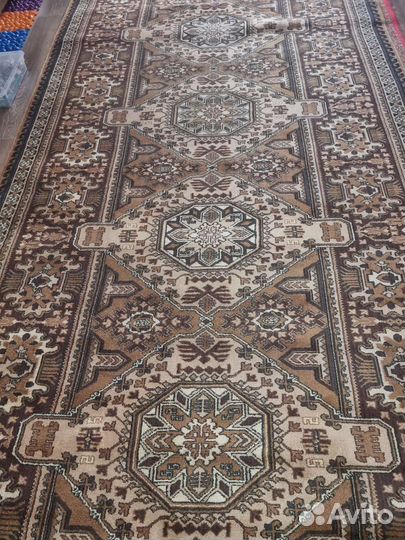 Ковер шерстяной