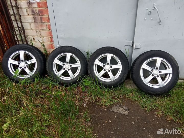 R15 Nokian Tyres Hakkapeliitta 7 195/65, PCD 5x112 DIA 57.1