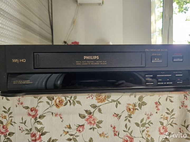 Видеомагнитофон филипс