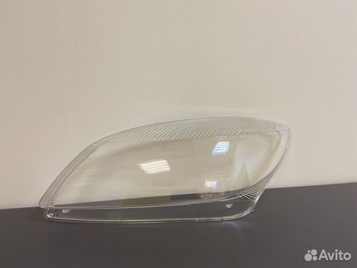 Стекло фары Шкода Фабия/Skoda Fabia 2010-2014