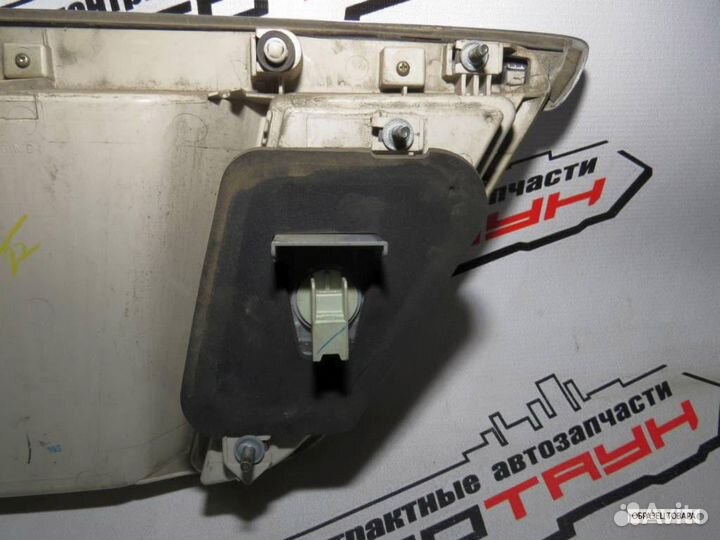 Фальшпанель nissan presage PNU31 PU31 TNU31 TU31 4