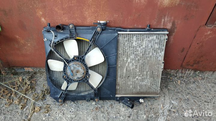 Радиатор в сборе на kia spectra/sophia