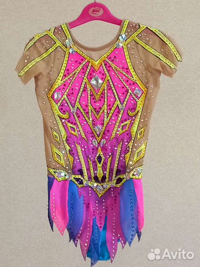 Купальнтк для художественной гимнастики