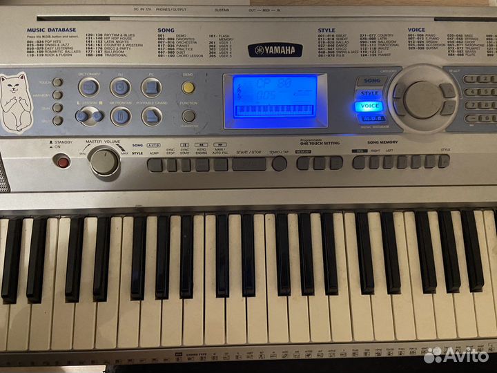 Синтезатор yamaha dgx 200