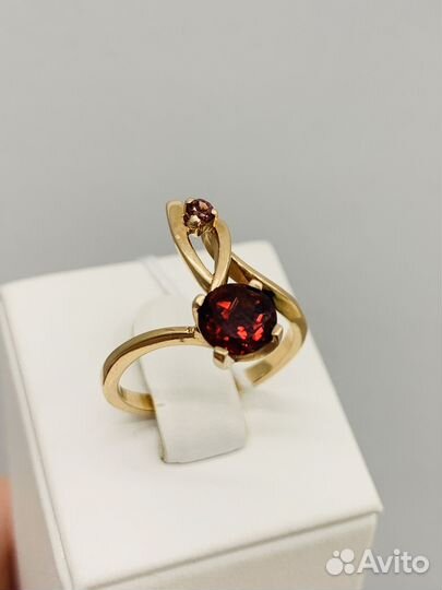 Золотое кольцо 585 пробы