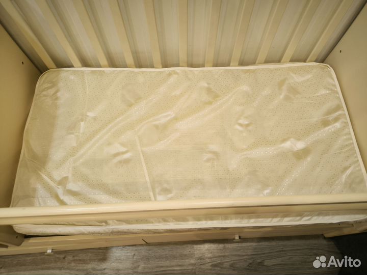 Кроватка-трансформер для новорождённых бу