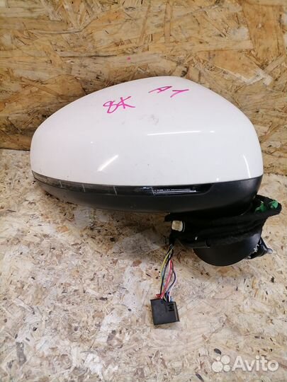 Зеркало правое Audi A1 8X