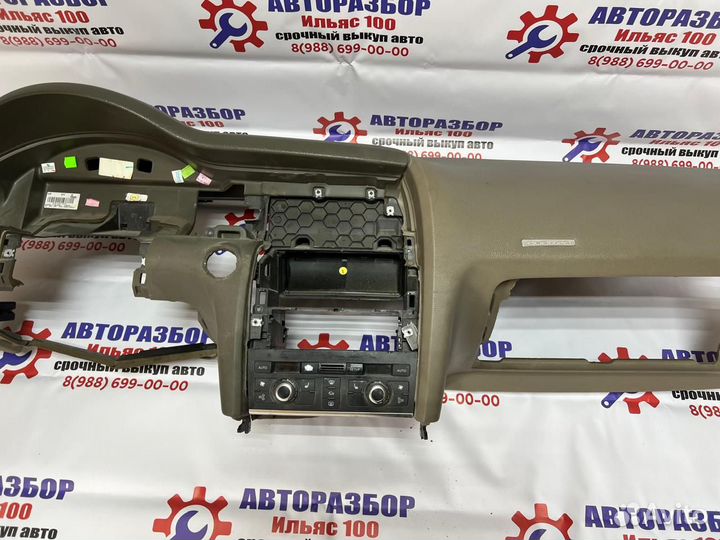 Торпедо Audi Q7 4L